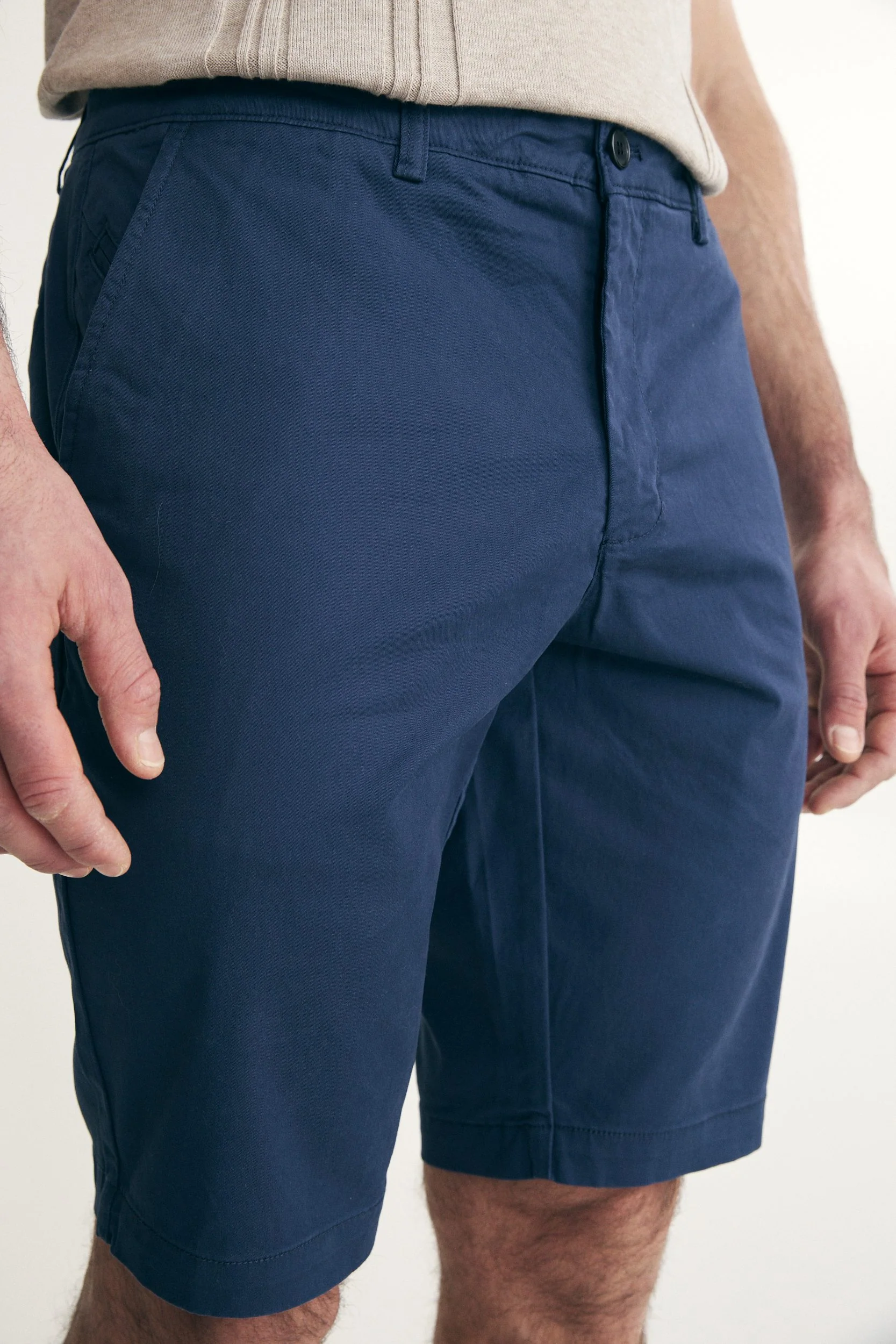 Chino-look bermuda - Image 12