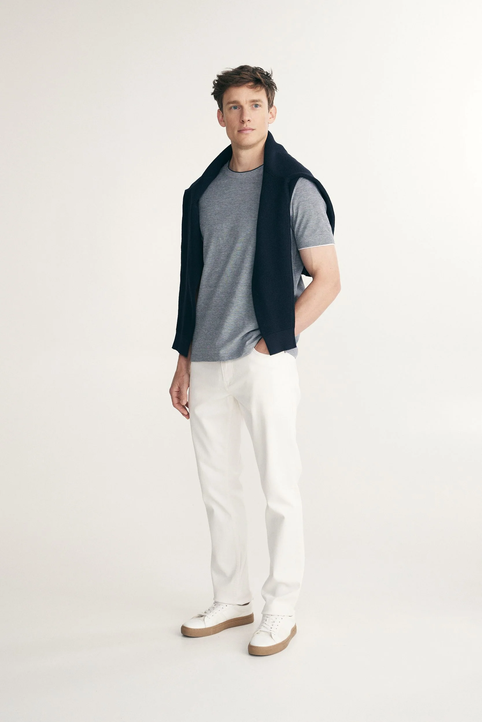 Contrast details pique t-shirt - Image 3