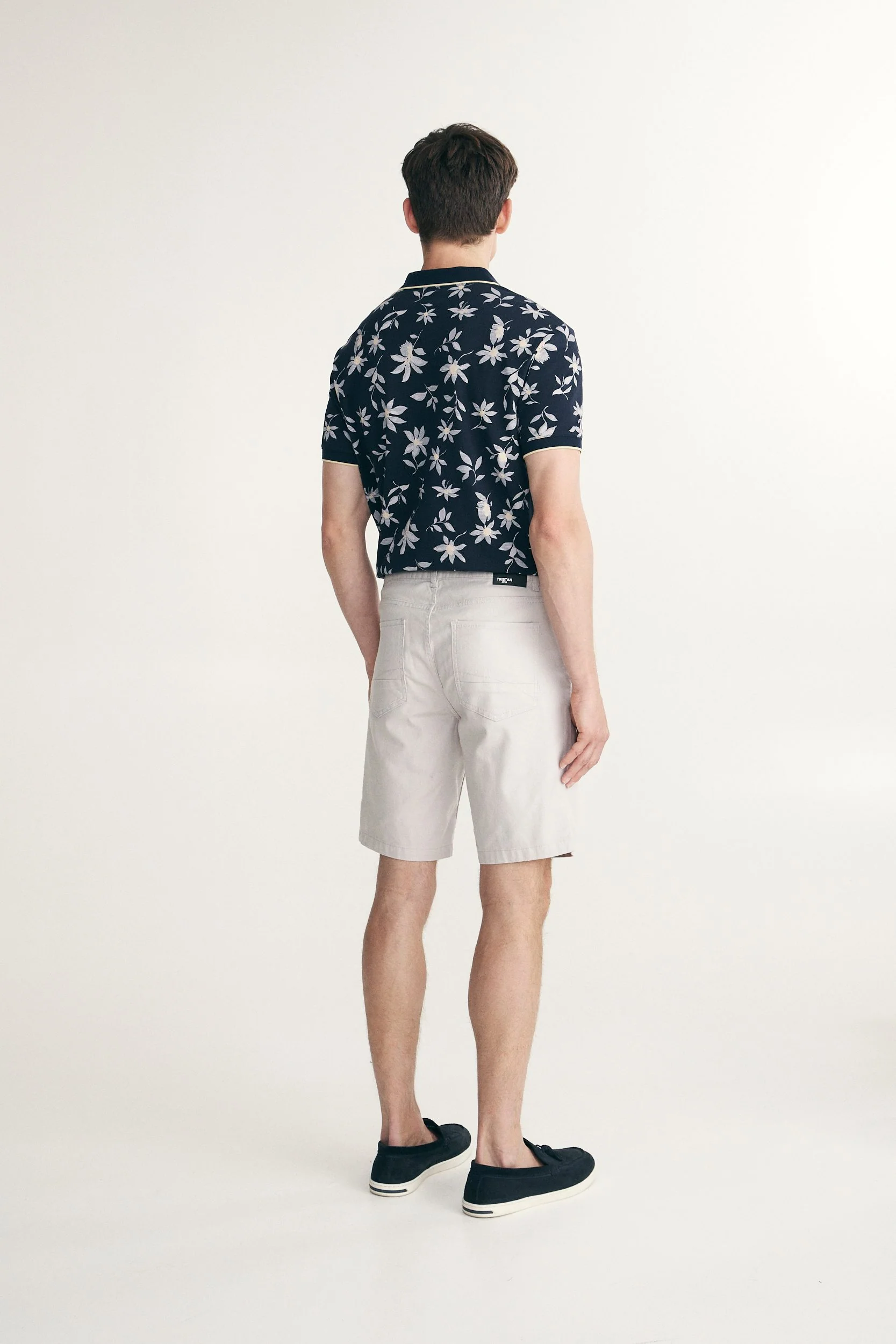 Textured slim fit bermuda - Image 2