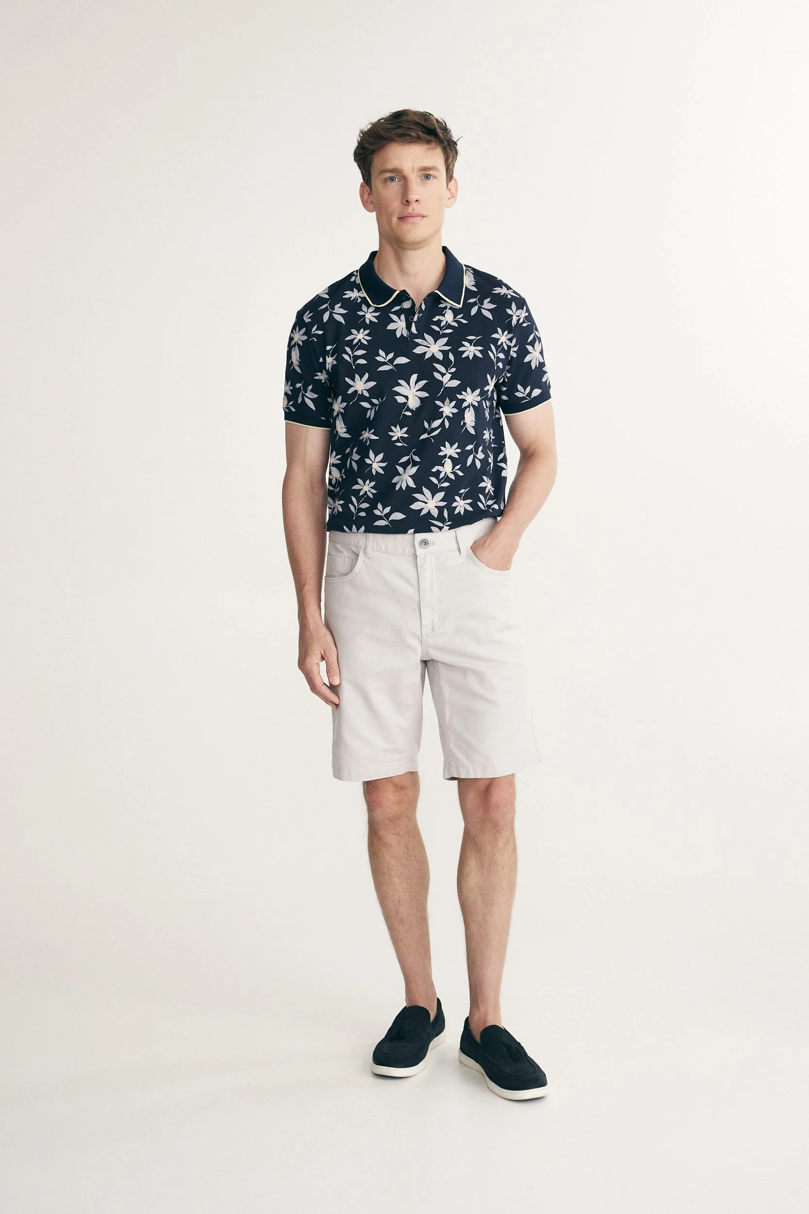 Textured slim fit bermuda - Image 3