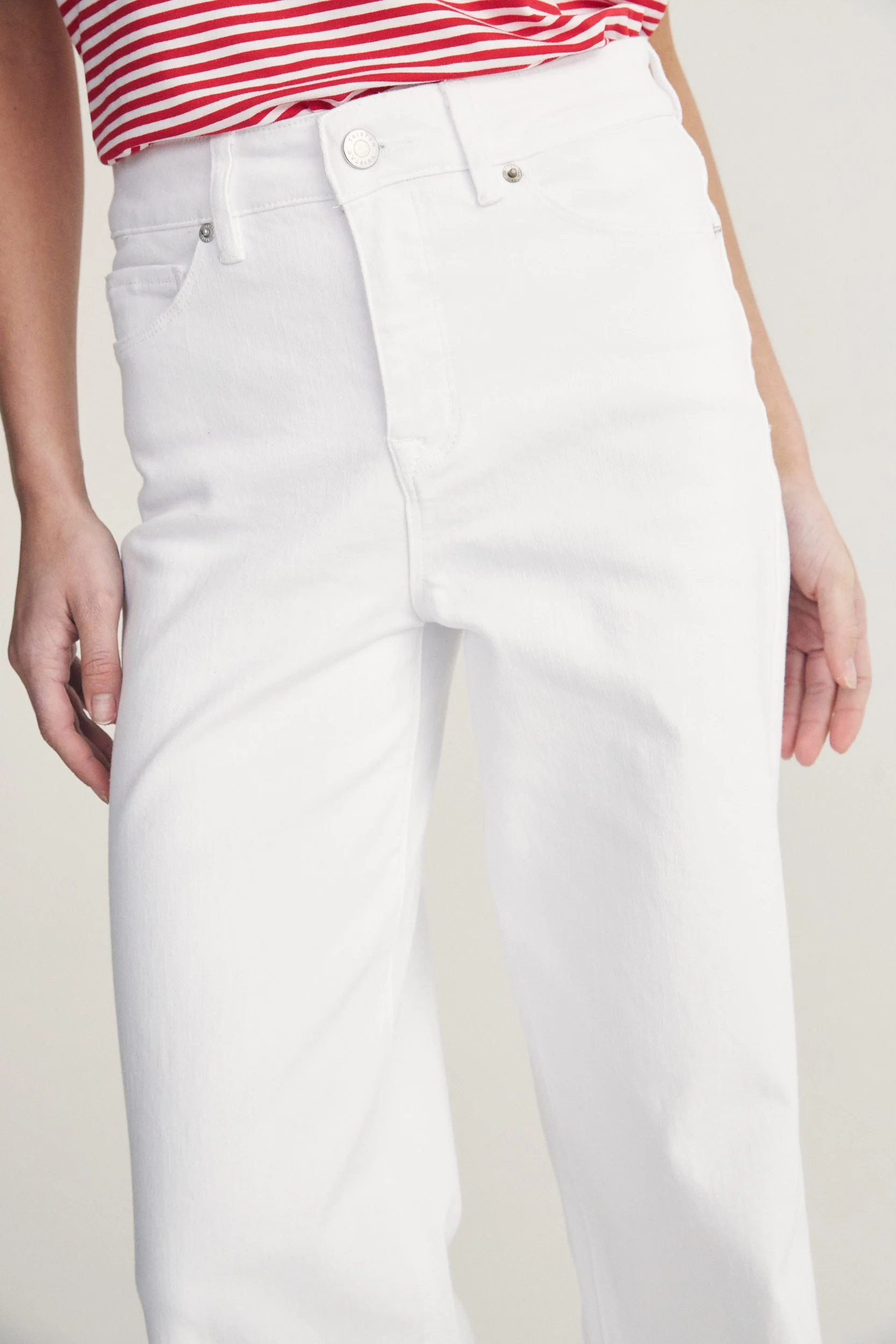High waist straight jean - Image 4
