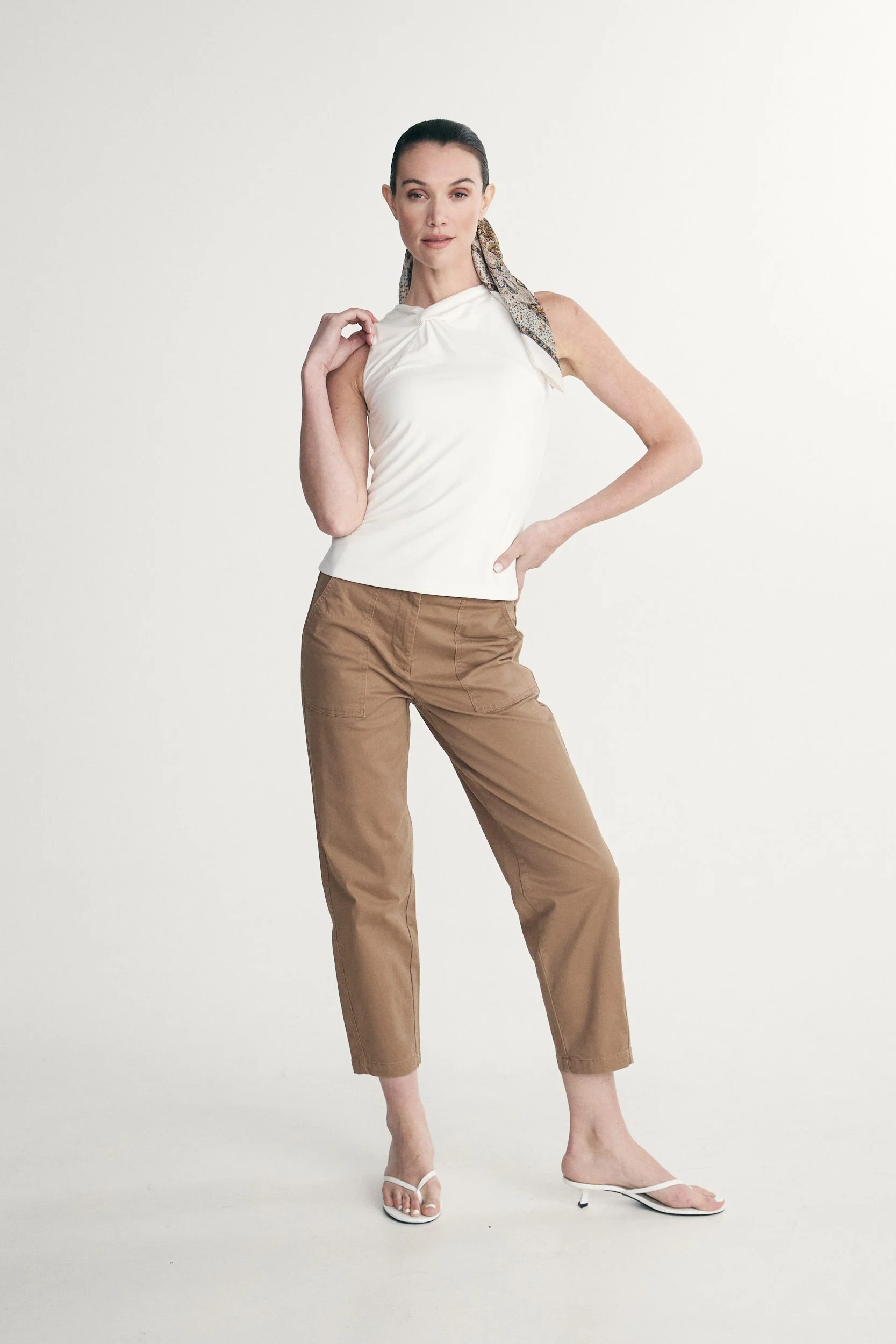Knot detail sleeveless top - Image 9