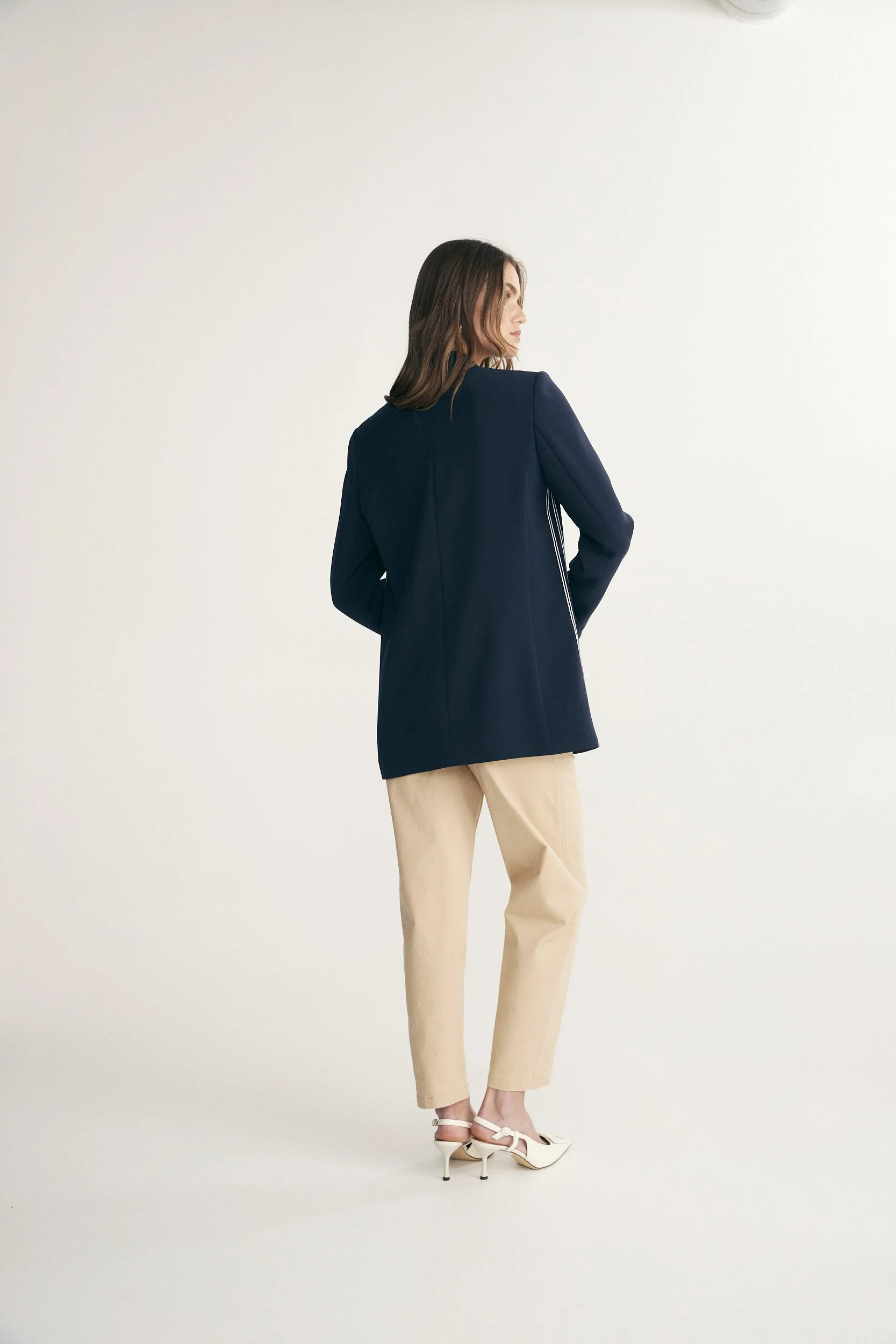 Oversized blazer with ribbon - Image 3