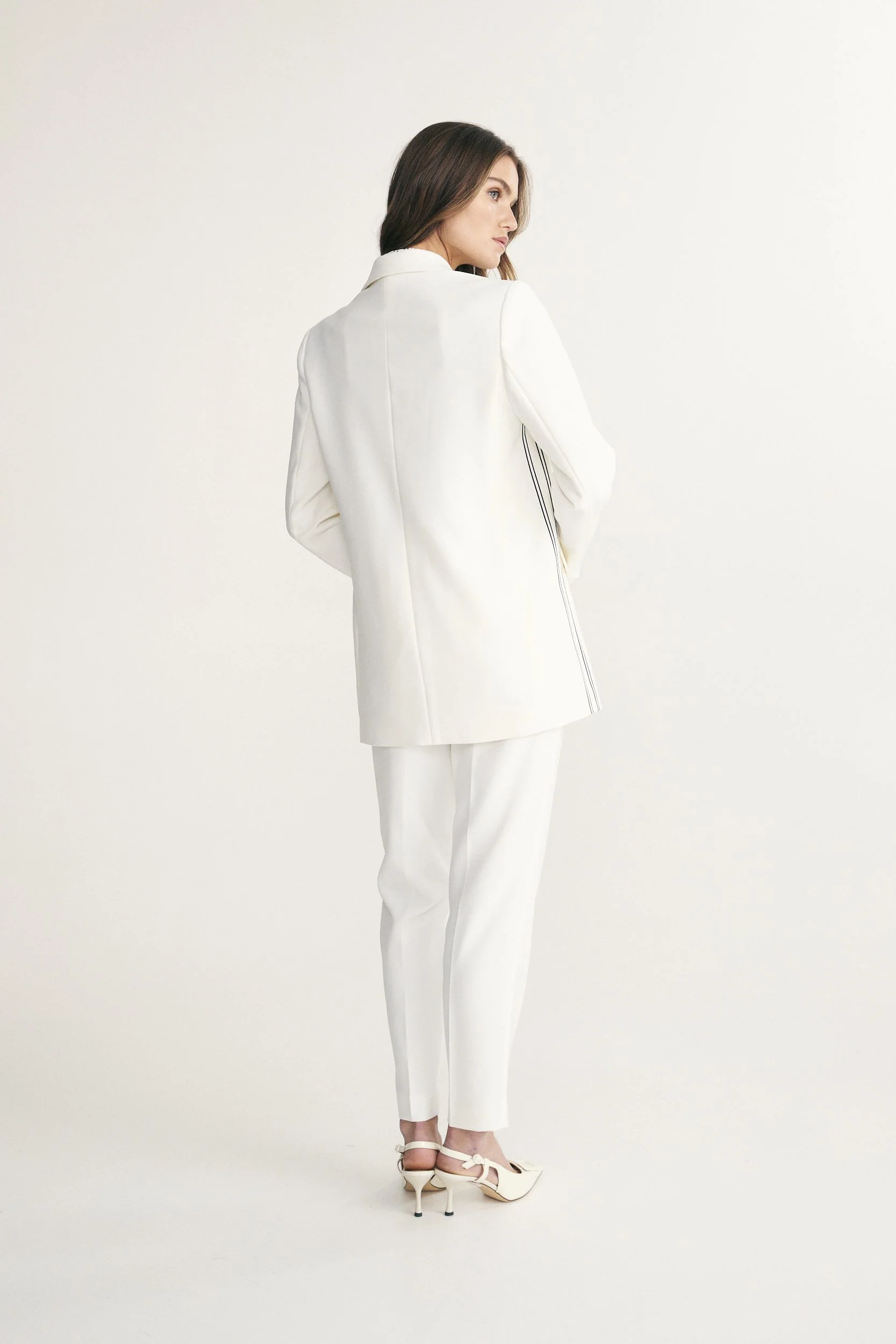 Oversized blazer with ribbon - Image 6