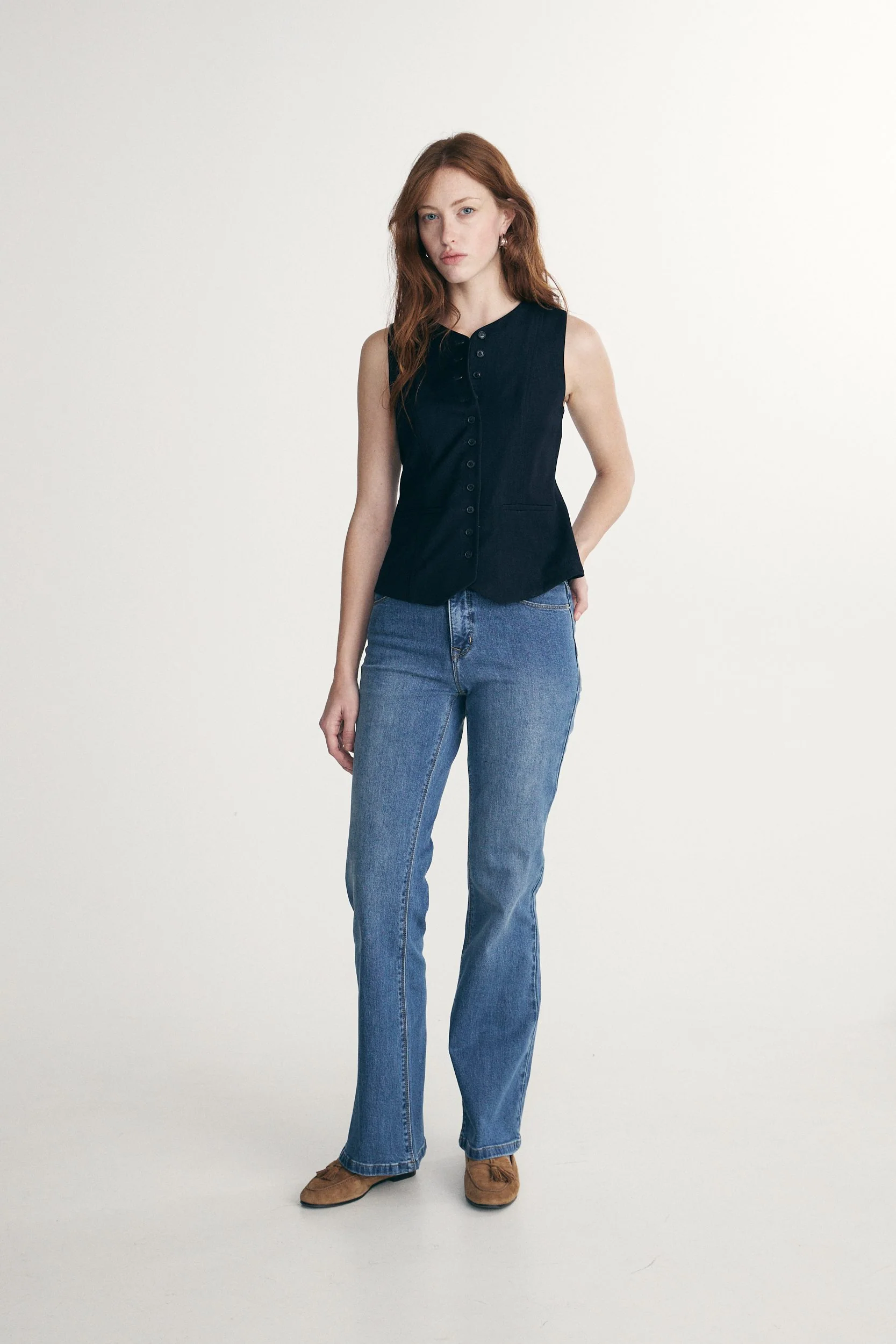 Sleeveless vest - Image 3