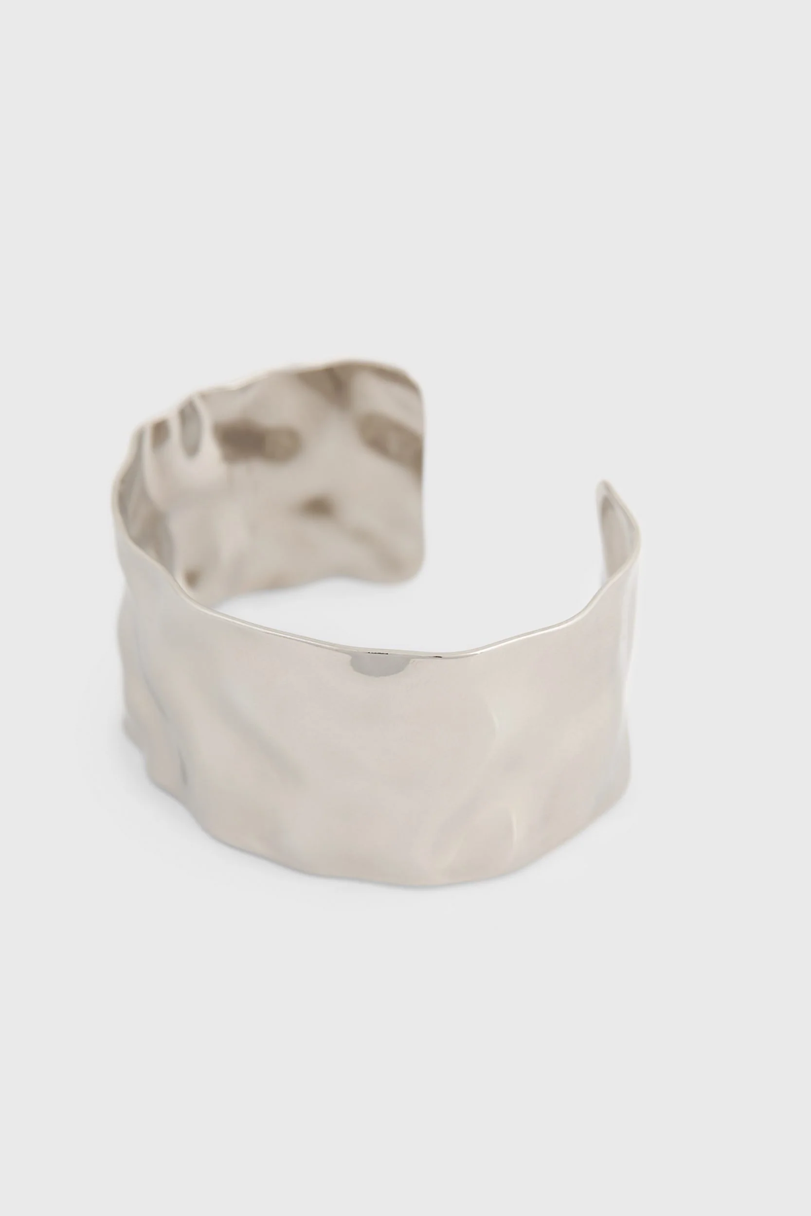 Textured bangle